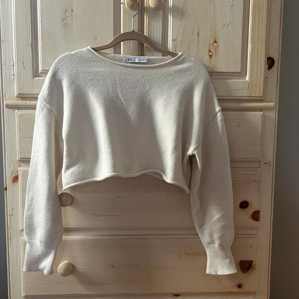 Zara, winter white, crop top